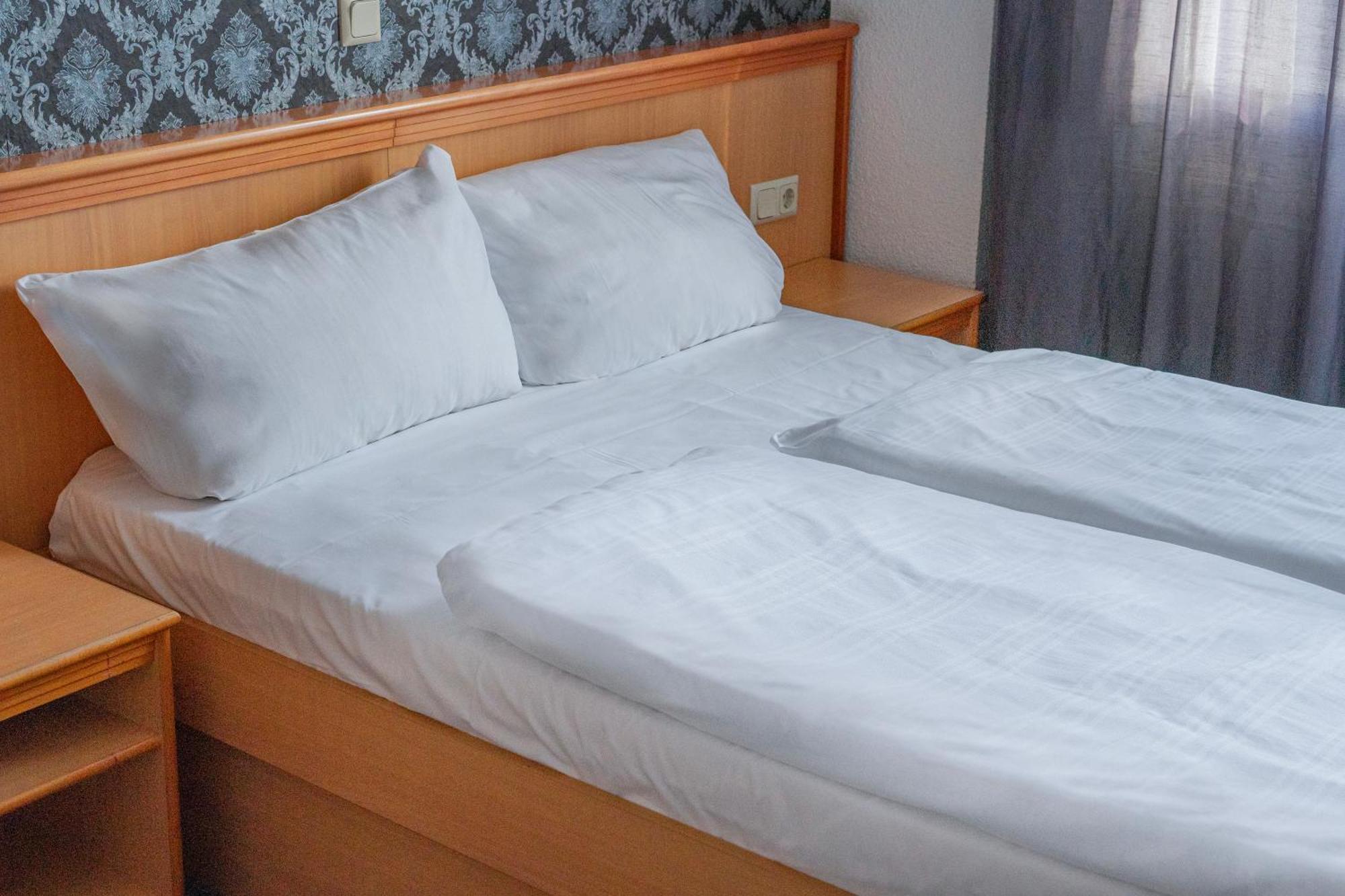 Hotel Constantin เทรียร์ ภายนอก รูปภาพ
