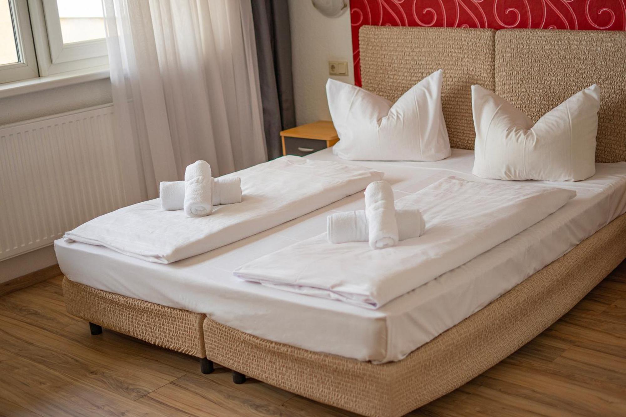 Hotel Constantin เทรียร์ ภายนอก รูปภาพ